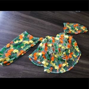 AKIRA by SOLARIS Style cropped top